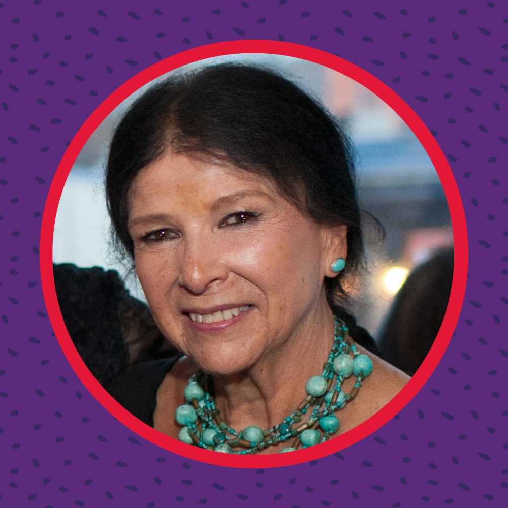 Photo of Alanis Obomsawin on a purple background / Photo deAlanis Obomsawin  sur un fond violet